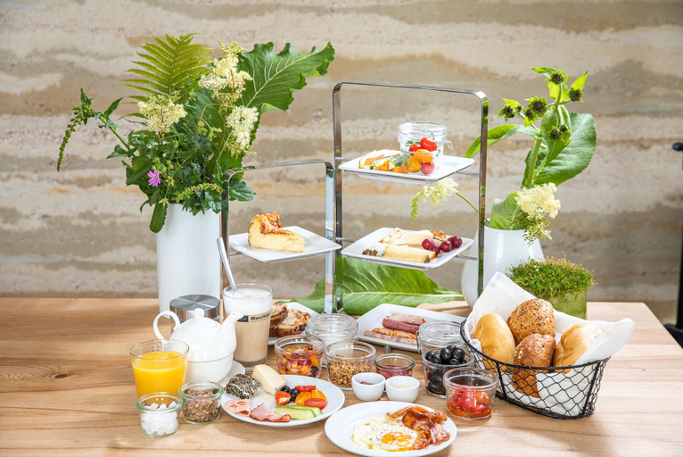 Food & Drinks 5, Hotel Donau-Ries & Restaurante Delphi, Donau-Ries