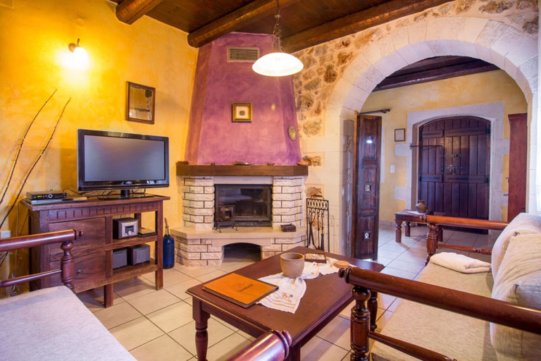 Bedroom 4, Purple villa Malotira - 1 bedroom maisonette, Crete