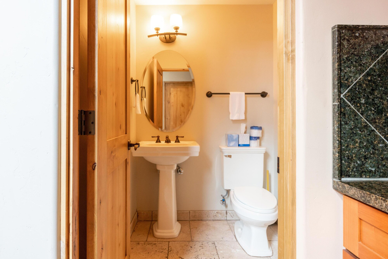 Bathroom 5, S. Mahoney Dr - Owl Meadows 24, San Miguel