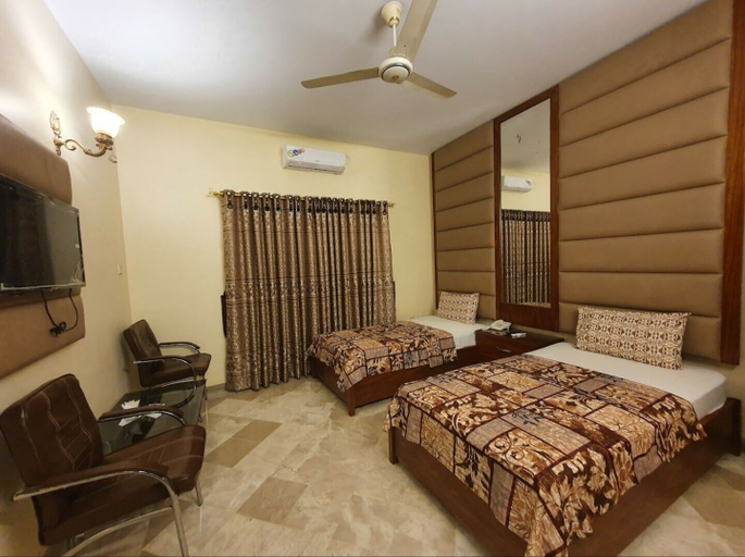 Bedroom 4, Imperial Inn Guest House, Karachi