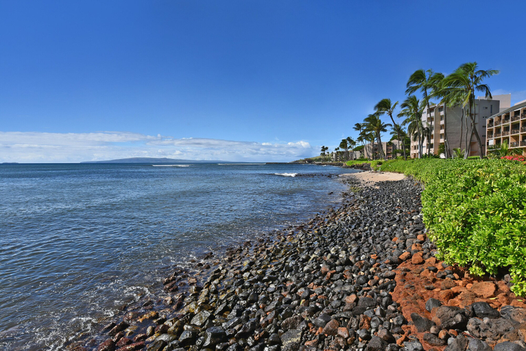 Exterior & Views 2, Ocean Front & Budget Friendly: Maalaea Banyans 204 - The Perfect Couples Getaway, Maui