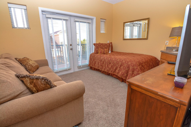 Bedroom 2, Bella Costa 142 by Teeming Vacation Rentals, Bay