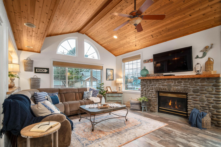 Others 5, Madison St 2 SF 19 Puffin Nest, Clatsop