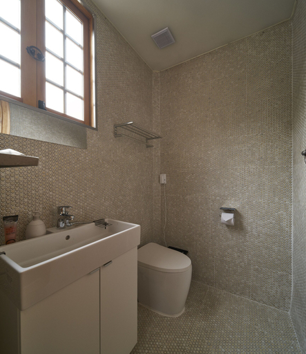 Bathroom, Mionga by Butlerlee, Jongno
