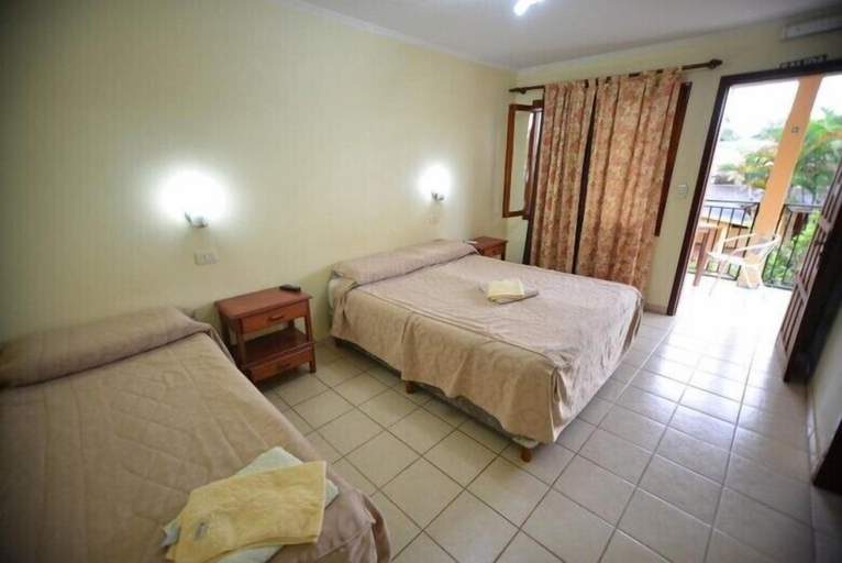 Bedroom 2, Hotel Lilian, Iguazú