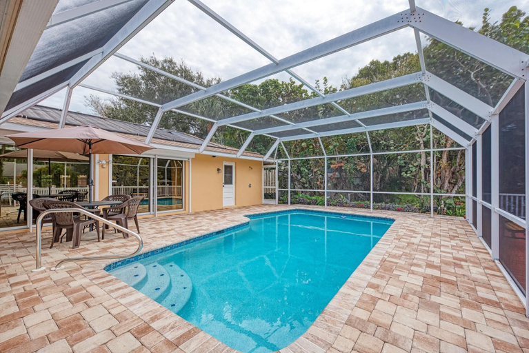 Sport & Beauty 1, Paradise Palms!, Sarasota