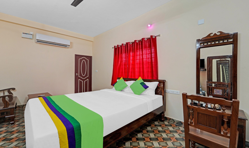 Bedroom 1, Treebo Trend Sri Saveraa Residency, Viluppuram