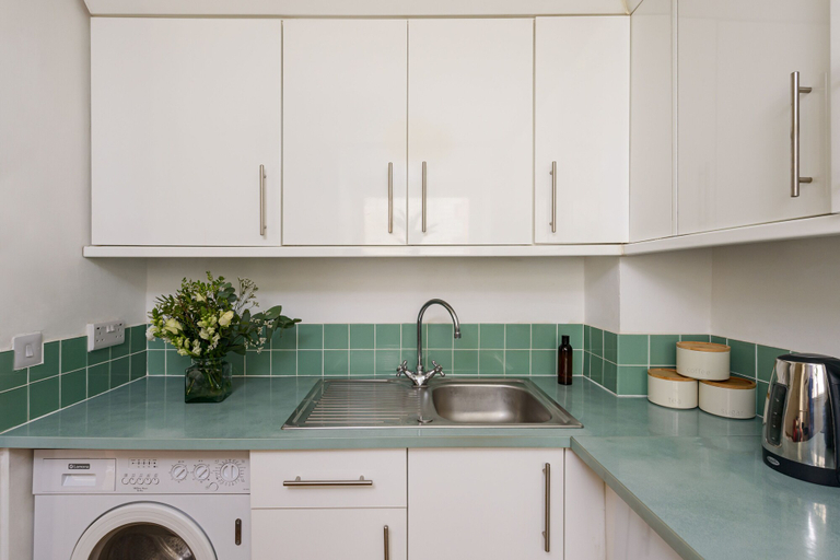 Others 5, The Old Town Cockburn Apartment, Edinburgh