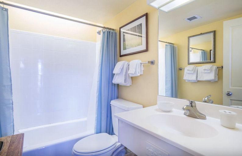 Bathroom, Blue Mesa Lodge 40C by AvantStay, San Miguel
