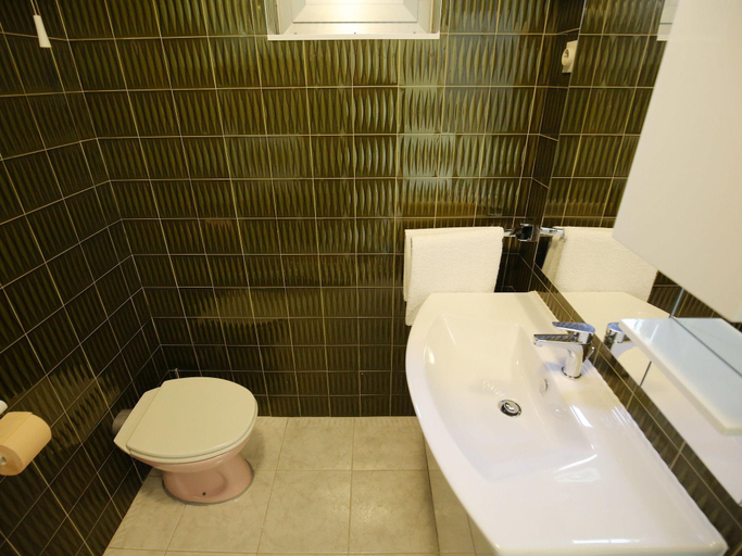Bathroom 2, Seaside Escape in Bibinje Coast, Bibinje