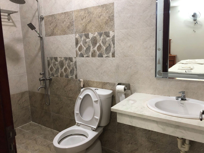 Bathroom 3, Sky Star Hotel, Gò Vấp