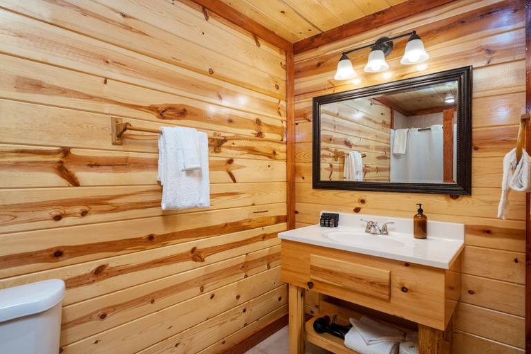 Bathroom 5, Turkey Valley - Sycamore, Sevier