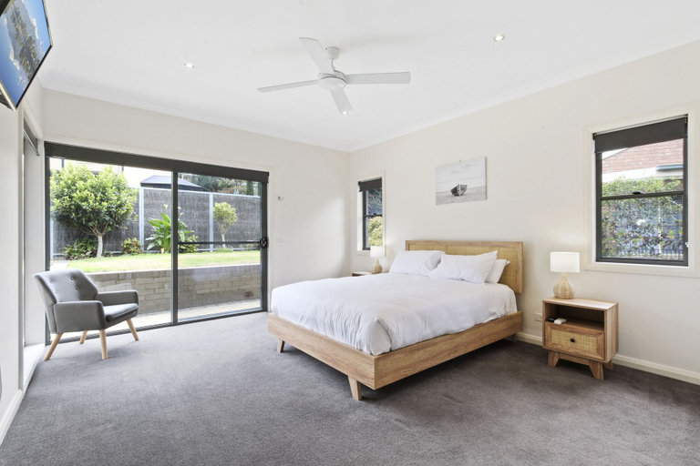 Bedroom 2, Stirling Escape - Spacious Family Retreat, E. Gippsland - Bairnsdale