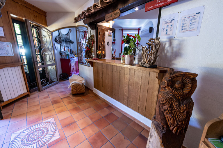 Public Area 2, Hotel La Bonne Auberge, Alpes-Maritimes