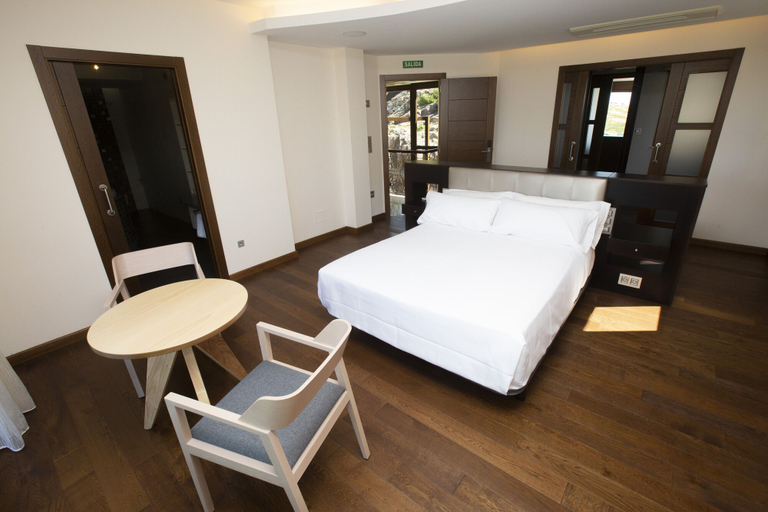 Bedroom 3, Hospedium Galitrips Ballenera Caneliñas, A Coruña