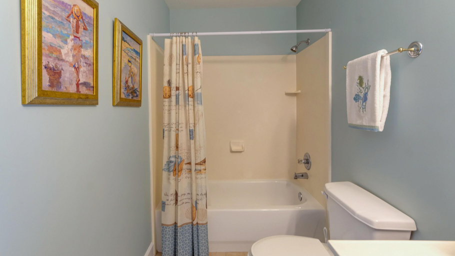 Bathroom 5, Ocean Villas by Teeming Vacation Rentals, Bay