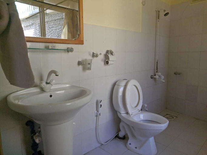 Bathroom 5, Al Barakaat Hotel, Northern Areas