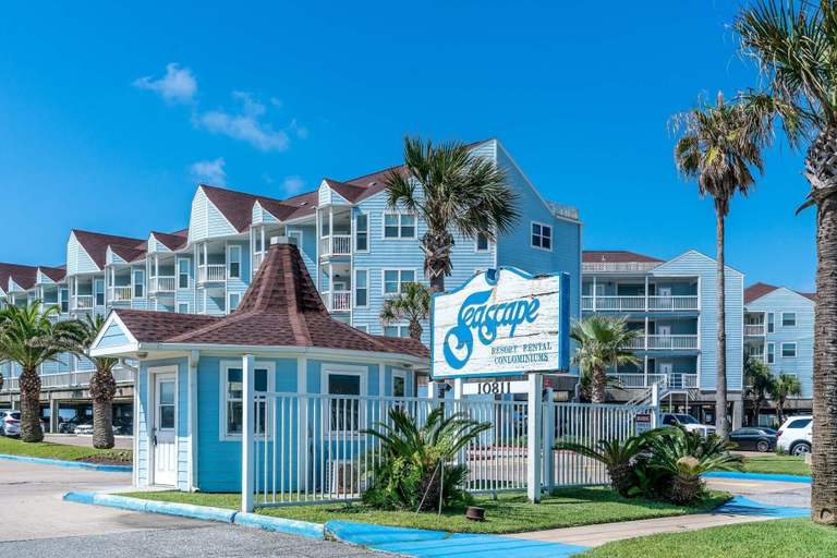 Exterior & Views 2, Steps to Pool and Beach Amazing Views From Two Balconies, Galveston