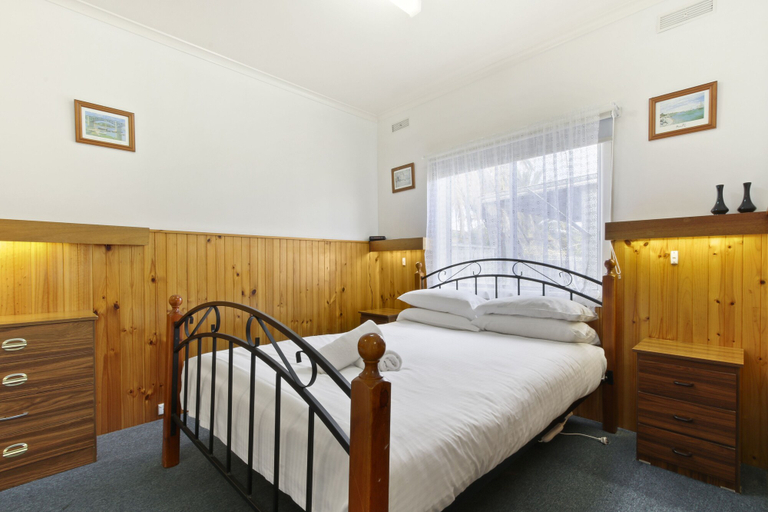 Bedroom, Unit 8 at Ocean Bridge, E. Gippsland - Bairnsdale