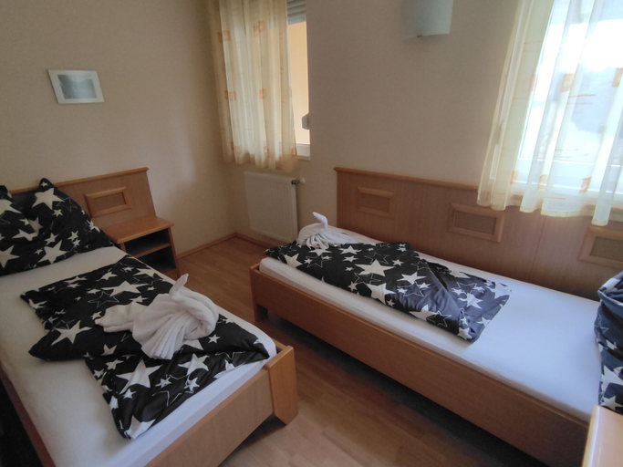 Bedroom 2, Garda apartman, Hévíz/Keszthely