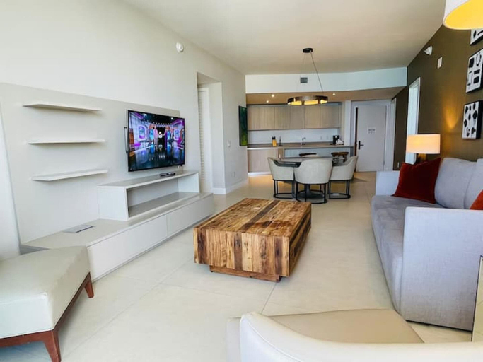 Others 1, Stunning 2 2 Condo Ocean View to Hyde Beach, Miami-Dade