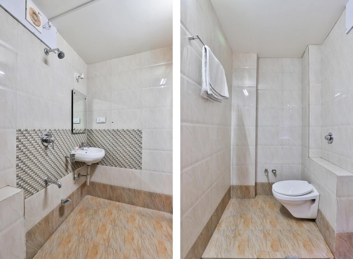 Bathroom, Hotel Daksh-Talala , Gir Somnath