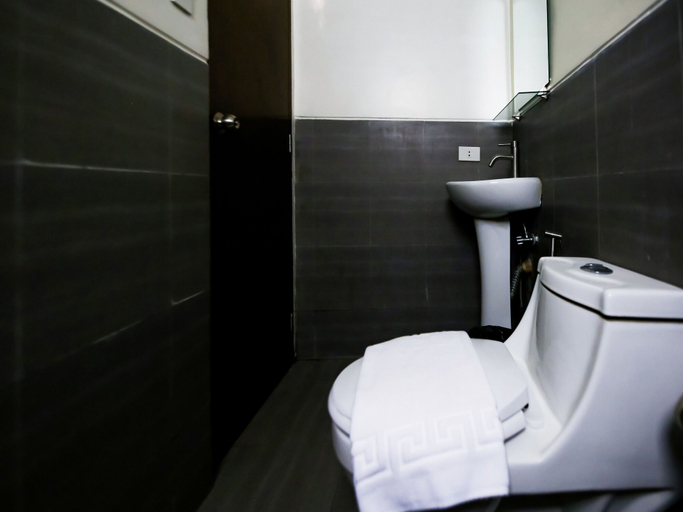 Bathroom 4, Arzo Hotel Makati, Makati City
