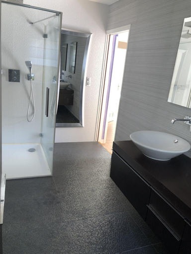 Bathroom 4, Villa Amare Granville, Manche