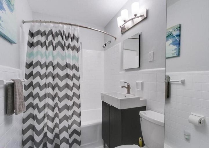 Bathroom 4, Spectacular Pool Home With Stocked Outdoor Kitchen, Broward