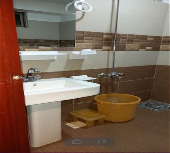 Bathroom 3, Jan Luxury Hotel, Quetta