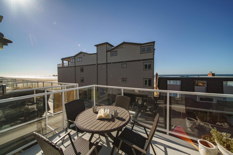 Others 1, Pacific St 7 SF 25 Starfish Cove, Tillamook