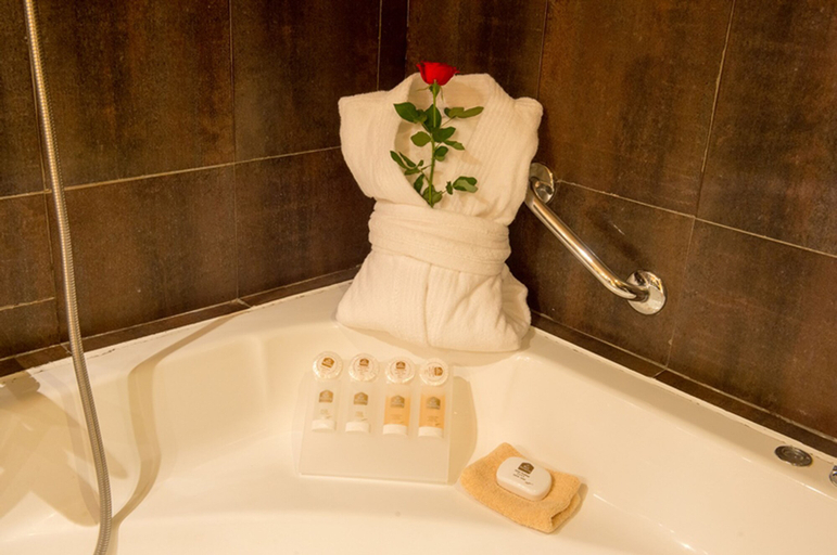Bathroom 4, Hotel Toubkal, Casablanca