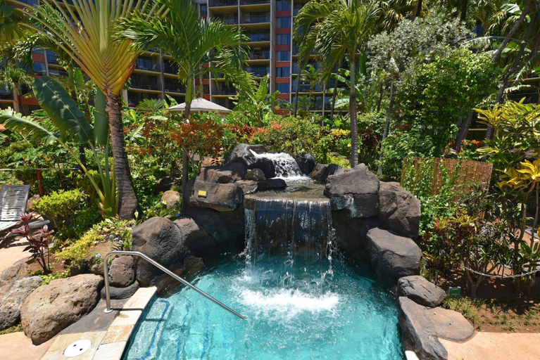 Sport & Beauty 5, Spacious 1BD With Ocean Views & Central AC - Kaanapali Shores 819, Maui
