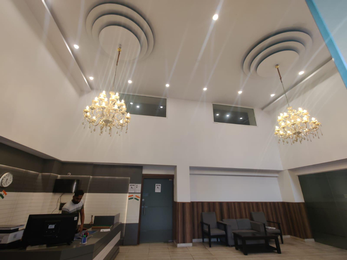 Hotel Noida Grand, Gautam Buddha Nagar