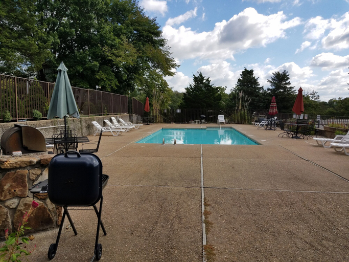 Sport & Beauty, Unit 123 - Studio Condominiums, Camden