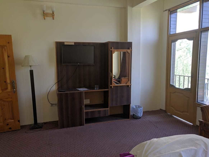Bedroom 4, Al Barakaat Hotel, Northern Areas