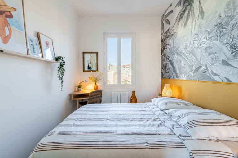 Bedroom 4, La ColocXL - Magnifique duplex 110 m² - 5 chambres + parking, Bouches-du-Rhône