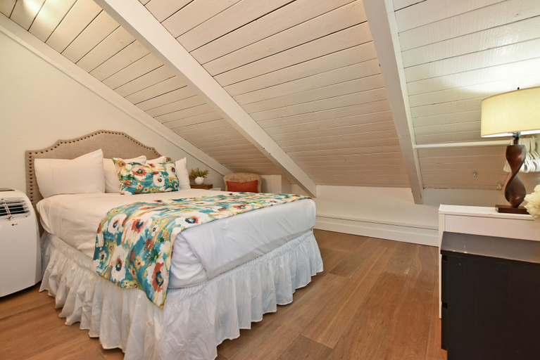 Bedroom 4, Ocean Front & Budget Friendly: Maalaea Banyans 204 - The Perfect Couples Getaway, Maui