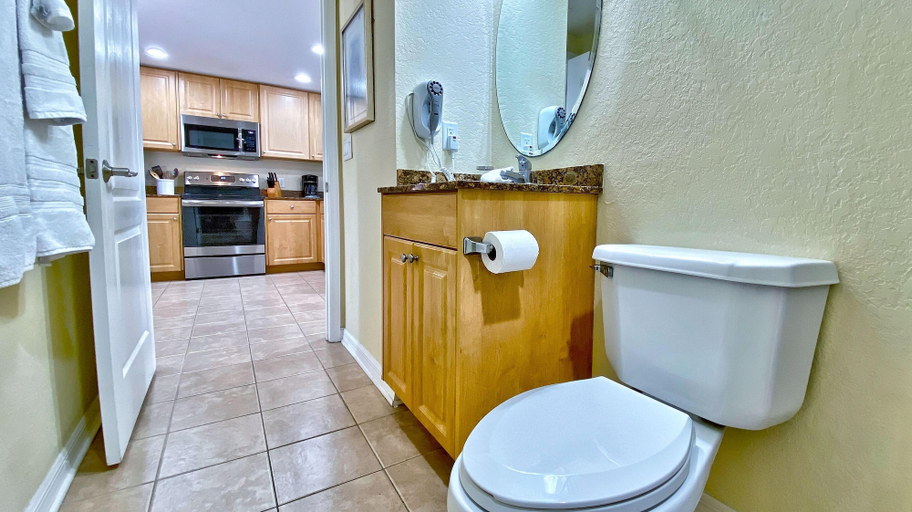 Bathroom 4, Sunset Vistas by Teeming Vacation Rentals, Pinellas
