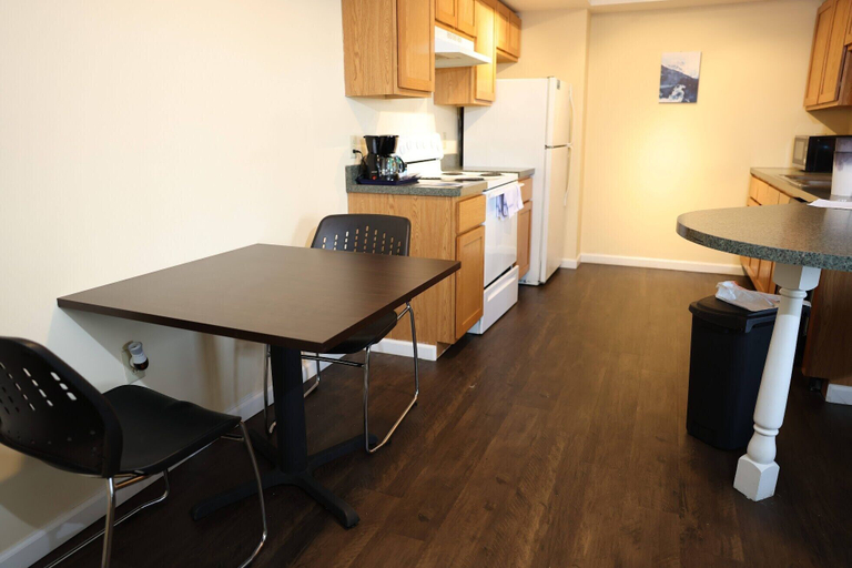 Others 5, Cozy Campus Stay With 78 Walk Score, Saint Louis