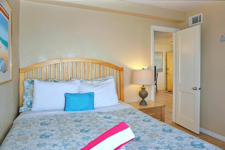 Bedroom 4, Misty Isles Redington Beachfront Suite 2, Pinellas