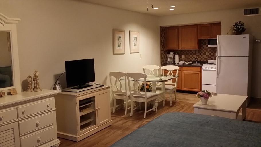 Others 4, Unit 123 - Studio Condominiums, Camden