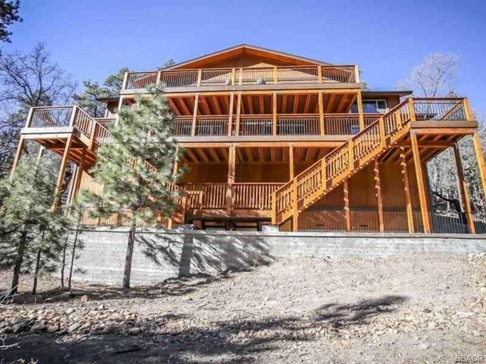 Exterior & Views 2, Pigeon Wr24 Whispering Pines Lodge, San Bernardino