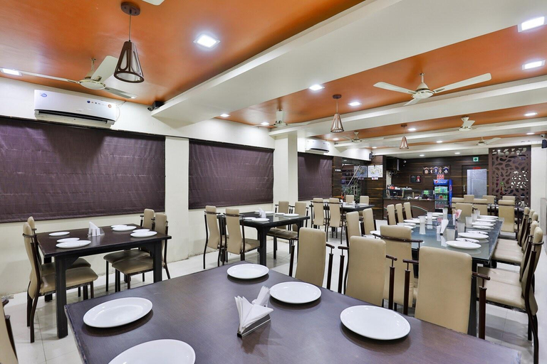 Food & Drinks, Hotel Daksh-Talala , Gir Somnath