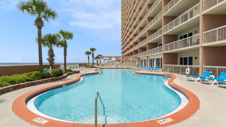 Sport & Beauty 1, Sunrise Beach by Teeming Vacation Rentals, Bay
