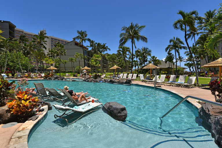 Sport & Beauty 5, Updated 2bedroom at Beachfront Resort - Kaanapali Shores 515, Maui