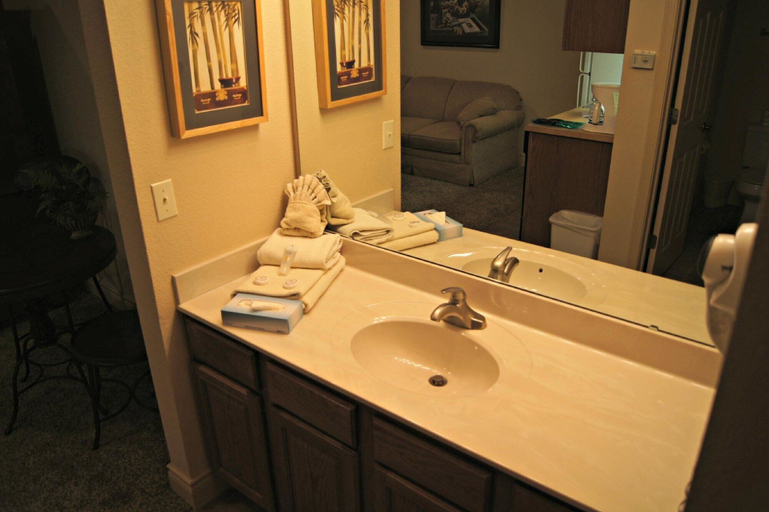 Bathroom 3, Tuscany Place 1-9 in Branson, Taney
