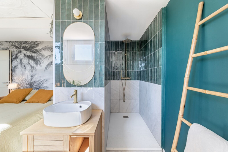 Bathroom 5, La ColocXL - Magnifique duplex 110 m² - 5 chambres + parking, Bouches-du-Rhône