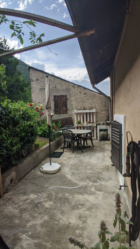 Exterior & Views 1, B&B Restaurant Le Pernollet, Saint-Maurice