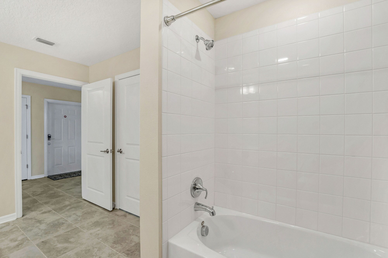 Bathroom 5, 3120 Paradox Circle #103, Osceola